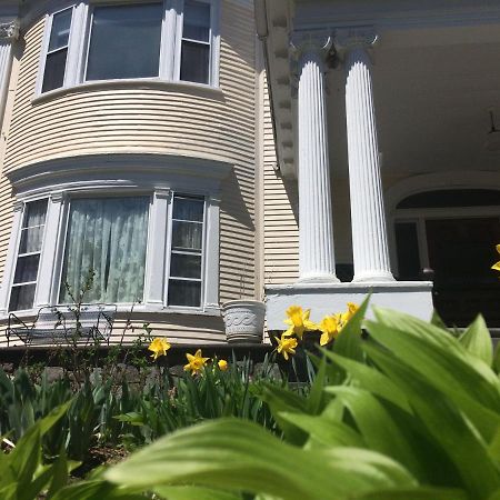 The Inn On Winter'S Hill Kingfield Exterior foto