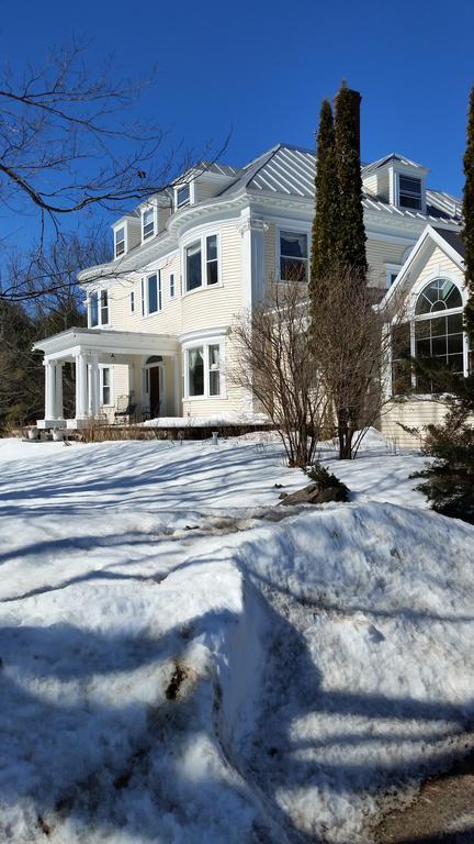 The Inn On Winter'S Hill Kingfield Exterior foto